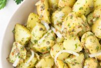 Creamy Vegan Potato Salad Recipe for Picnics & Potlucks