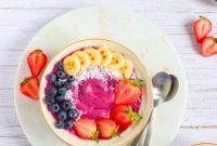 High-Protein Berry Smoothie Bowl Recipe for Muscle Fuel