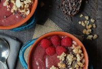 Vegan Chocolate Raspberry Smoothie Bowl Recipe