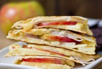Creamy Apple and Fig Quesadilla Recipe for Sweet Savory Snacks