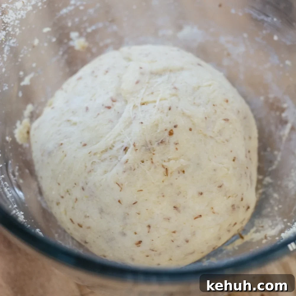 Keto Fat Head Dough Recipe with Step-by-Step Video 3 Learn how to make Keto Fat Head Dough perfect for keto pizzas, cinnamon rolls and more! This step by step tutorial will show you exactly how to make a crispy, delicious low carb crust!