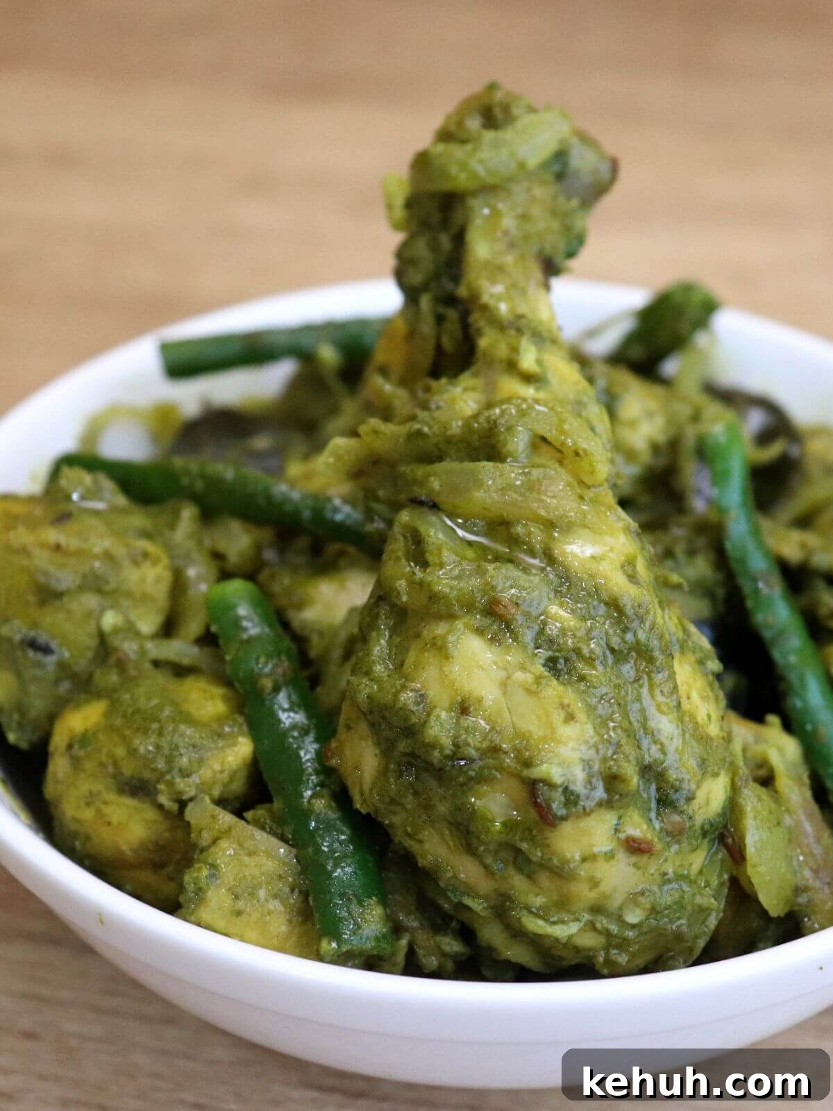 close-up of green chili chicken.