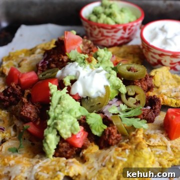 Patacón Nachos: Loaded Plantain Chips with Beef & Cheese 3 Patacón Loaded Nachos |mycolombianrecipes.com