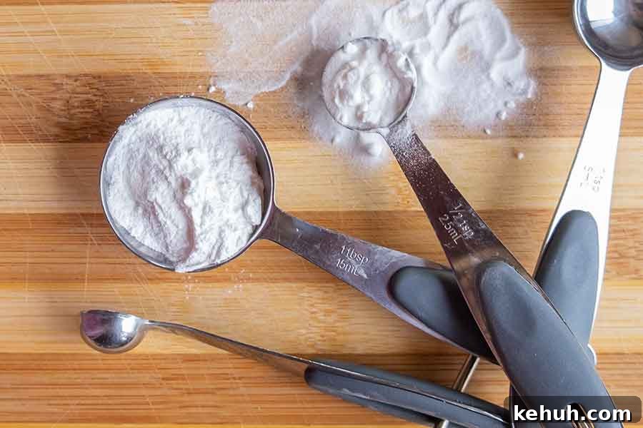Baking Powder vs Baking Soda: When to Use Each in Recipes 2 baking powder vs Baking Soda in teaspoons