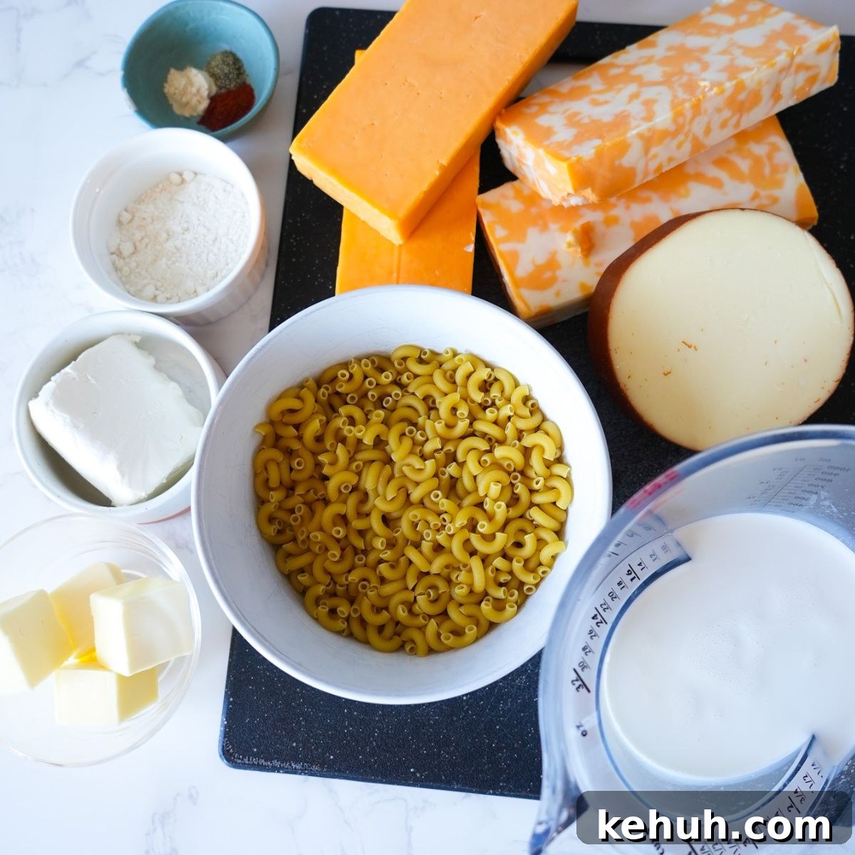 Creamy Smoked Gouda Macaroni and Cheese Recipe 3 Ingredients for smoked gouda mac and cheese.