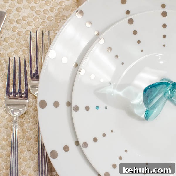 Modern and whimsical at the same time, this place setting shimmers!