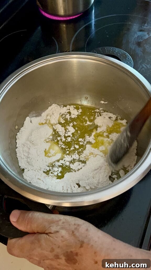 Cooking the béchamel.