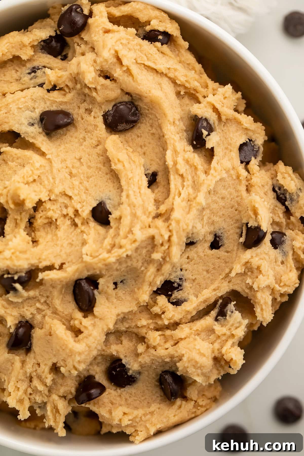 Vegan Cookie Dough Recipes: Safe-to-Eat & No-Bake Options 3 Close-up of a large bowl of vegan cookie dough.