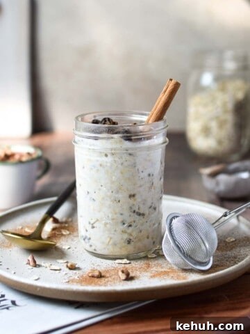 Maple raisin overnight oats