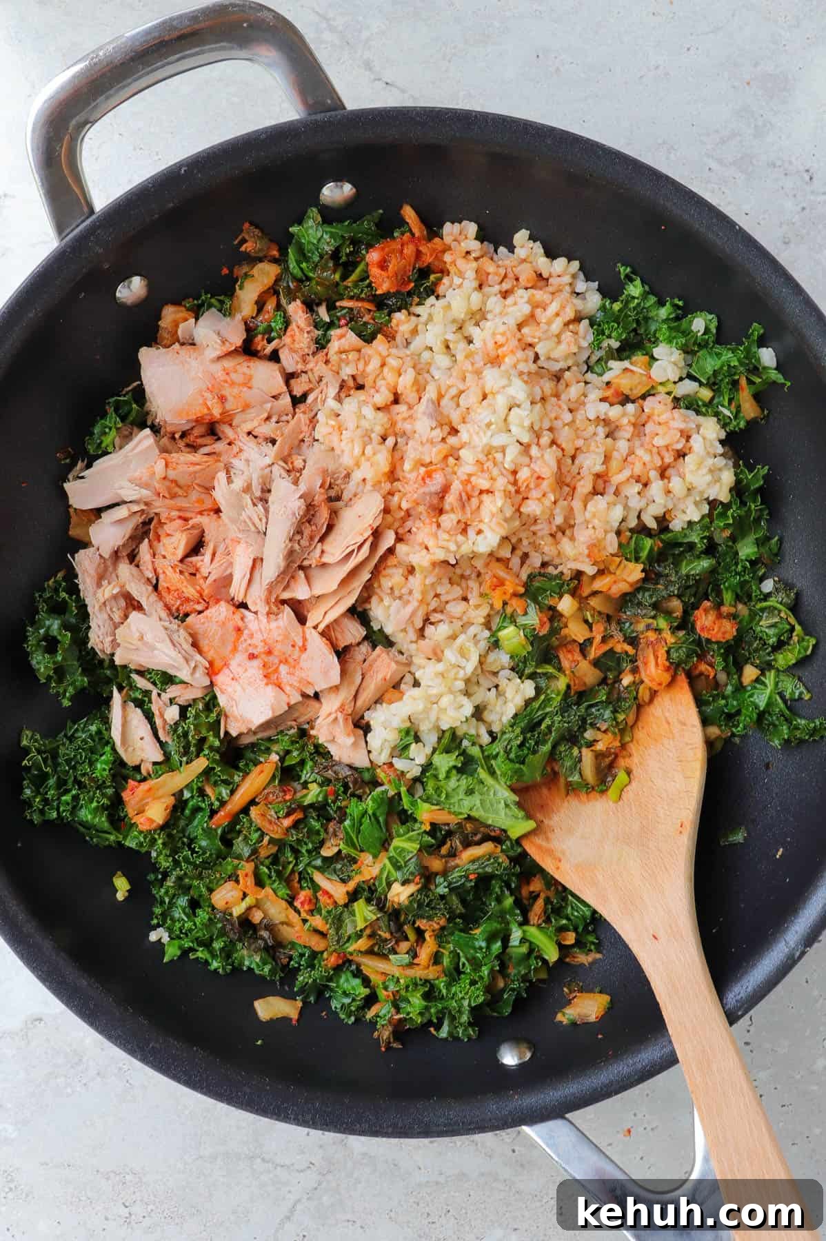 Spicy Tuna and Kimchi Fried Rice Recipe for Quick Weeknight Meals 5 img 4710 4
