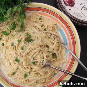 Creamy Fettuccine Alfredo Recipe with Garlic Parmesan Sauce 2 Classic Fettuccine Alfredo