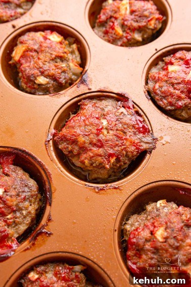 Spicy Chili-Stuffed Dinner Rolls: Savory Bite-Sized Appetizers 11 Mini Meatloaf Muffins made in a muffin tin are easy to make and quick to bake, plus the leftovers are delicious!