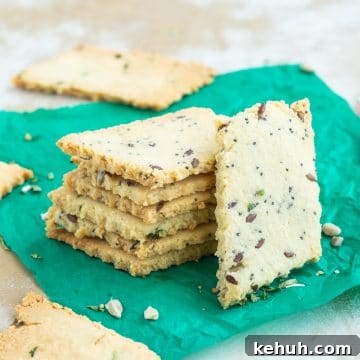 3-Ingredient Keto Low-Carb Crackers for Quick Homemade Snacks 6 img 543 5