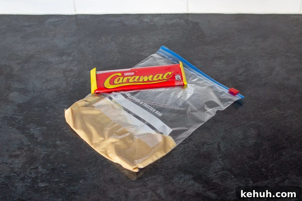 Melted blonde chocolate in a plastic zip lock bag.