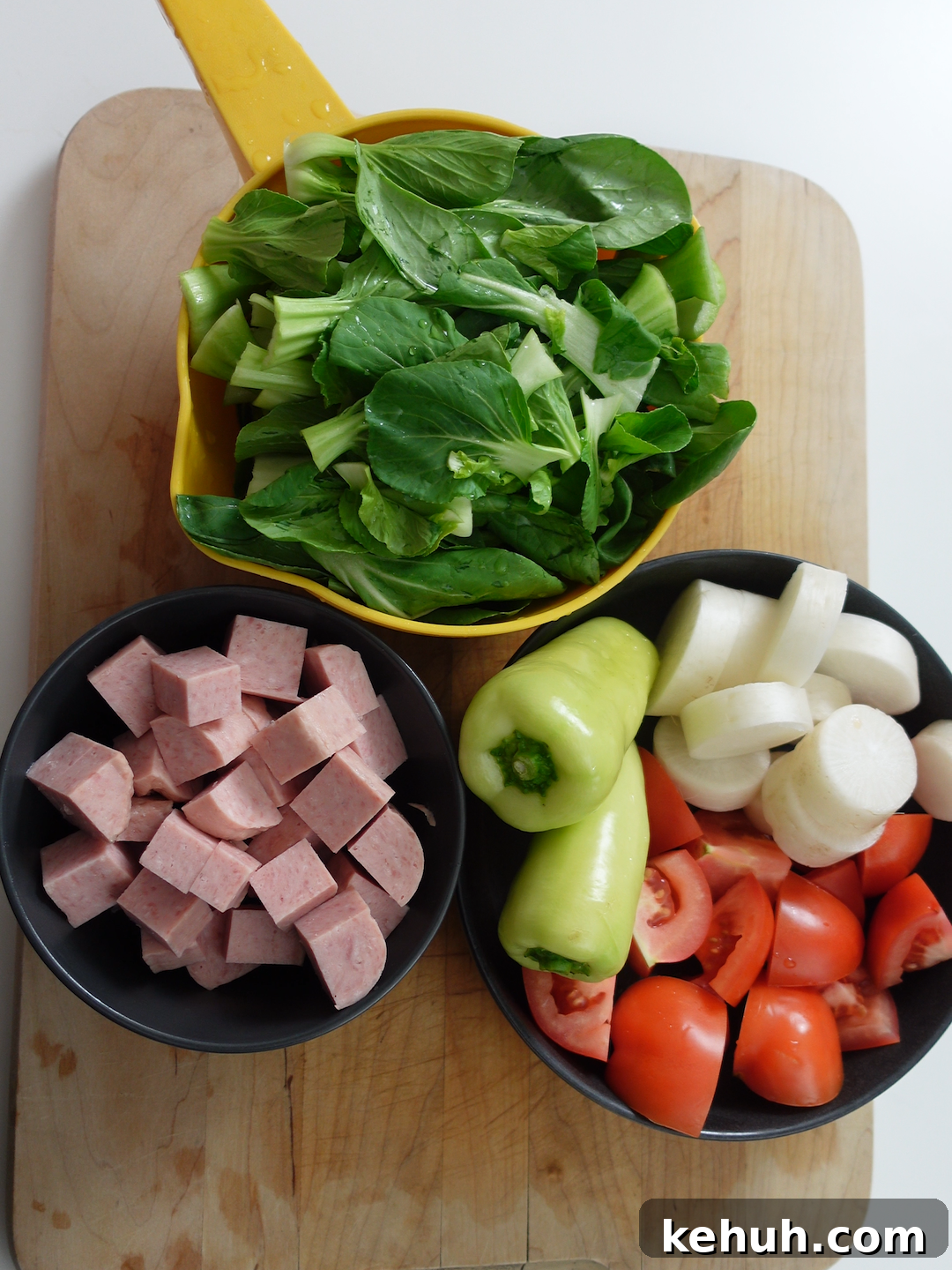 SPAM Sinigang Recipe: Tangy Filipino Stew (Episode 6) 4 Preparing ingredients